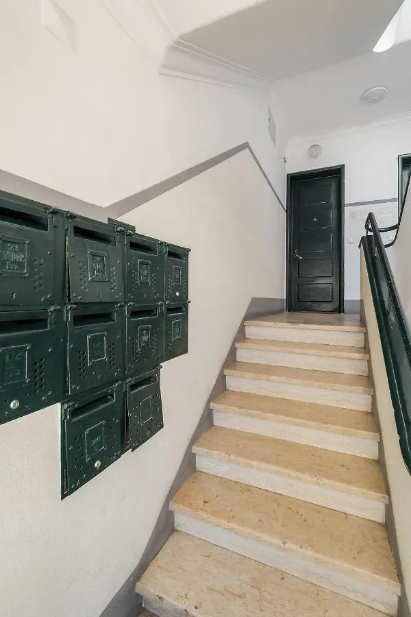 Casa Boma Lisboa - Shining & Spacious Apartments With Balcony - Alvalade I 0*,