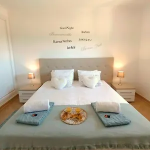 https://appartement-willy-st-james-luz.hotelaalgarve.com