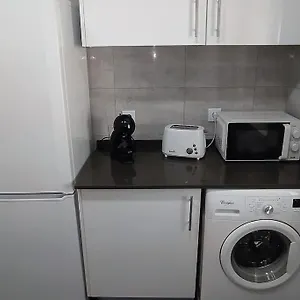  Apartamento Lisboa/city/sunny Apar/metro/airport/wifi/air Cond