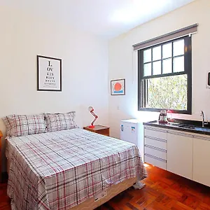 https://studio-do-vale-04-wifi-a-c-charme-a-apenas-750m-de.topsaopaulohotels.com