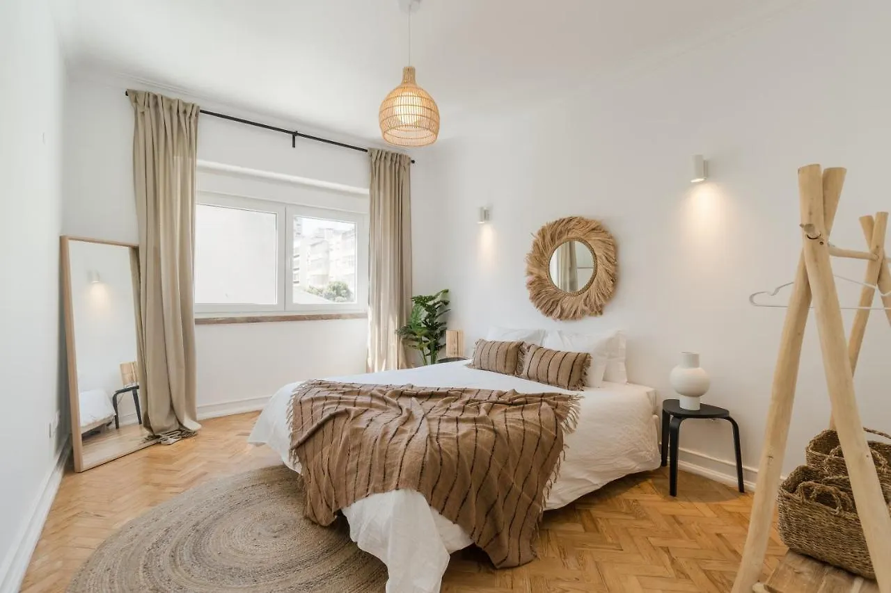 Casa Boma Lisboa - Shining & Spacious Apartments With Balcony - Alvalade I 0*, Lisbon Portugal